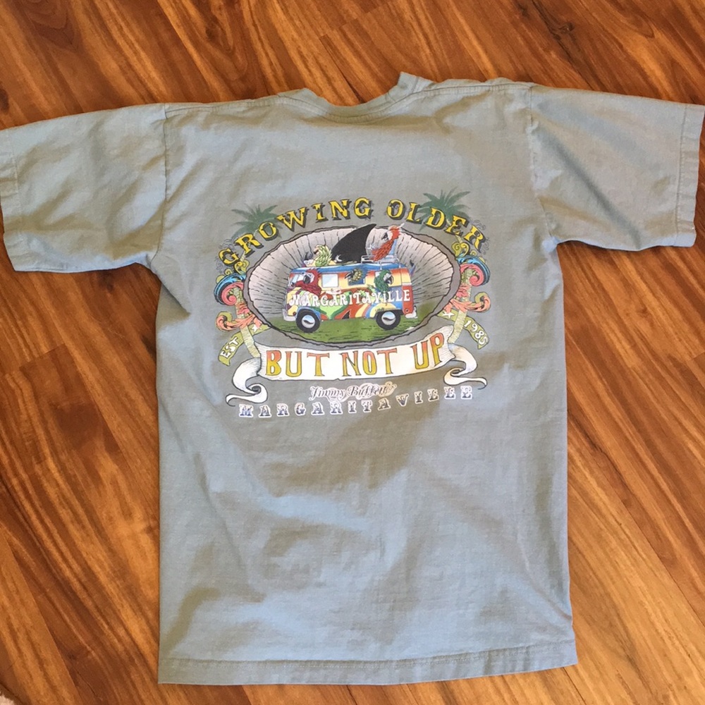 oversized graphic t-shirt